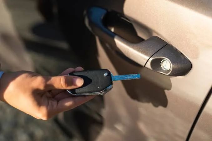 Cerrajería Automotriz